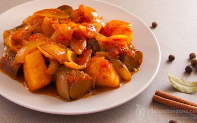 Μελιτζάνες και πατάτες ραγού/στιφάδο