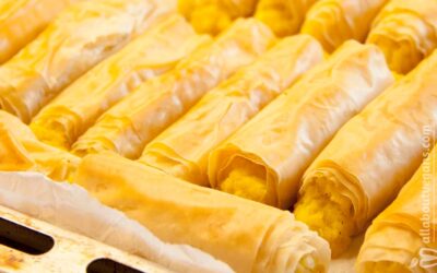 Τραγανά μπουρεκάκια πατάτας με πράσο και μοσχοκάρυδο (νηστίσιμα & vegan)