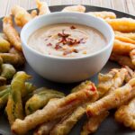 Τηγανητά λαχανικά (σε κουρκούτι ή tempura) με εκπληκτική σως φιστικιών